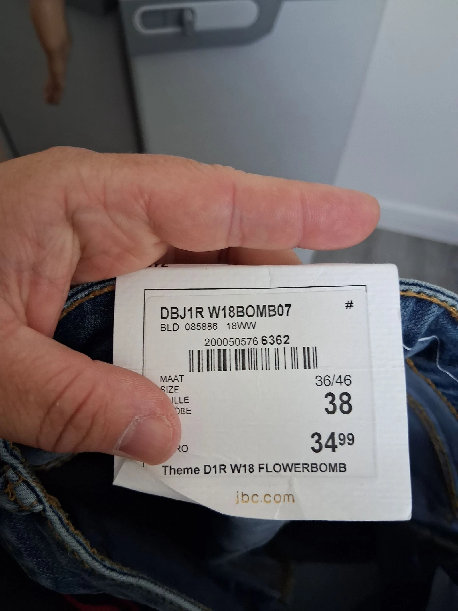 Women's 38 size Jean – photo 3